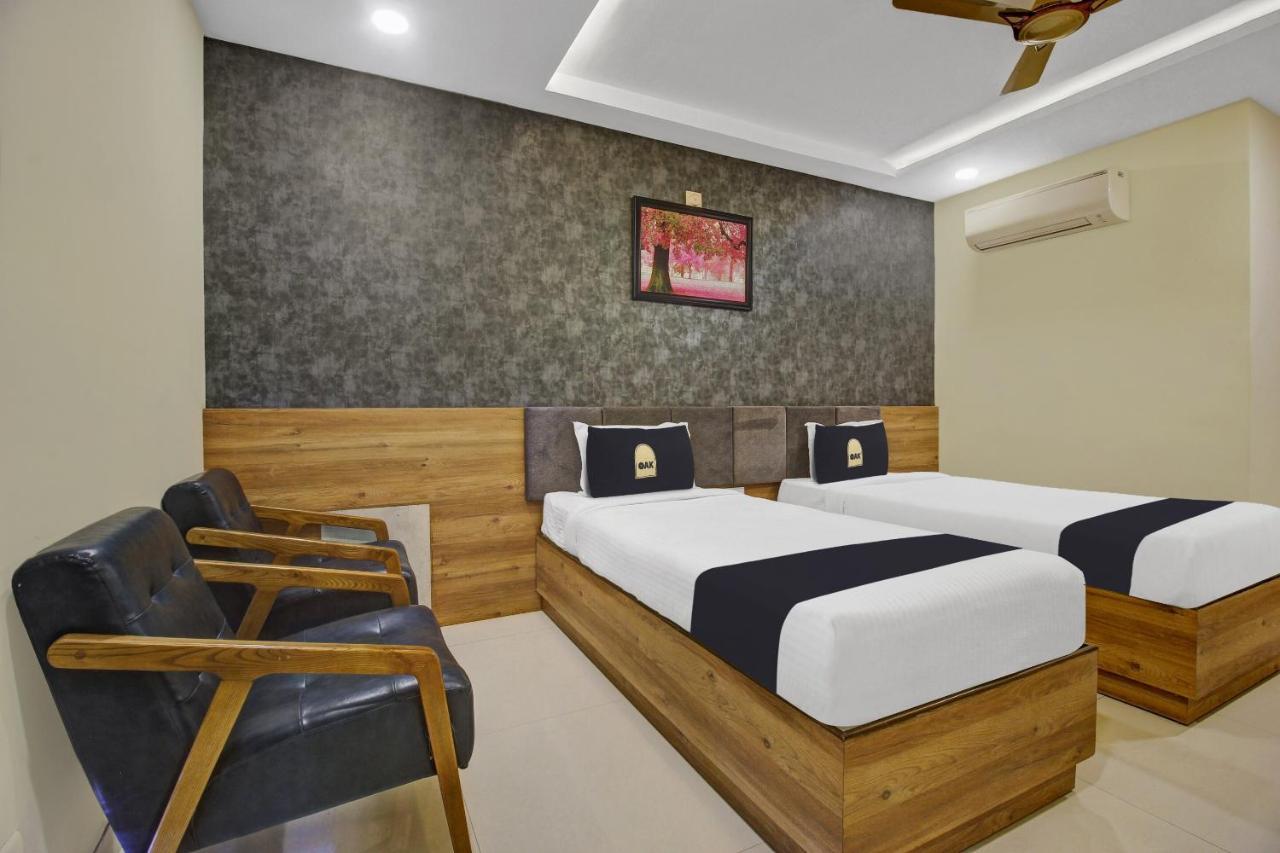 Collection O Hotel Swagath Pride Mancherāl 外观 照片
