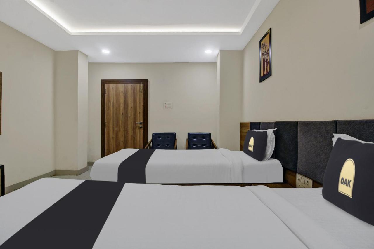 Collection O Hotel Swagath Pride Mancherāl 外观 照片