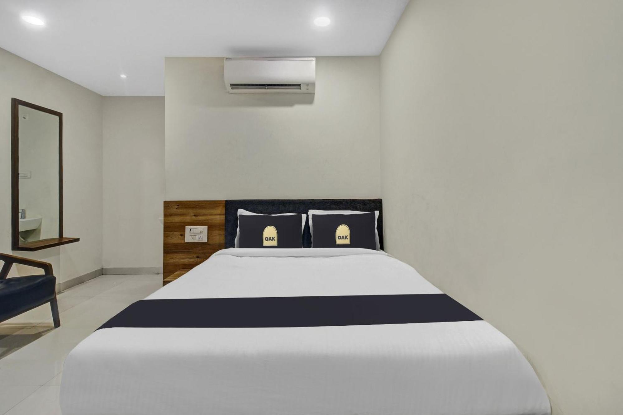 Collection O Hotel Swagath Pride Mancherāl 外观 照片