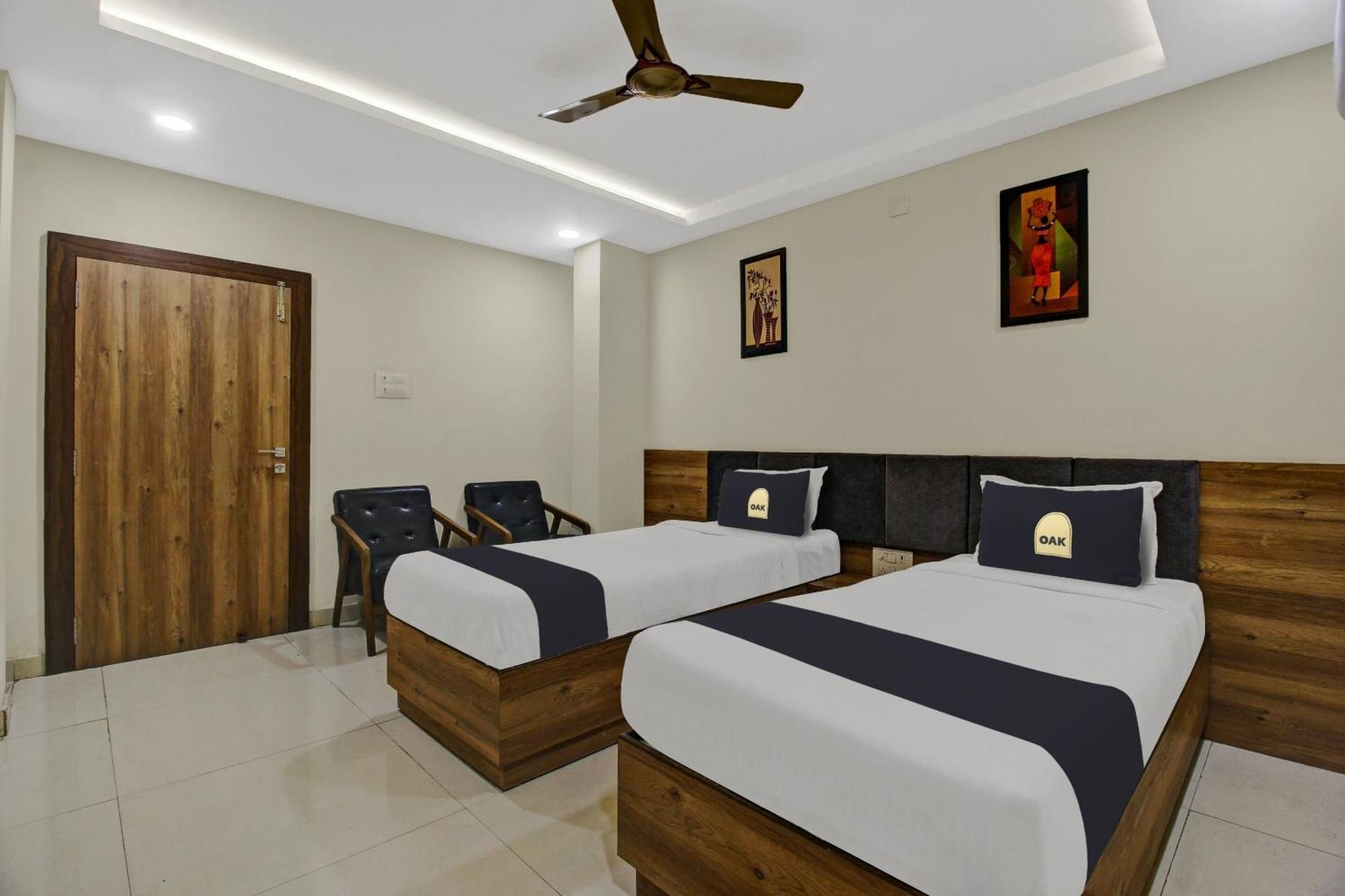 Collection O Hotel Swagath Pride Mancherāl 外观 照片