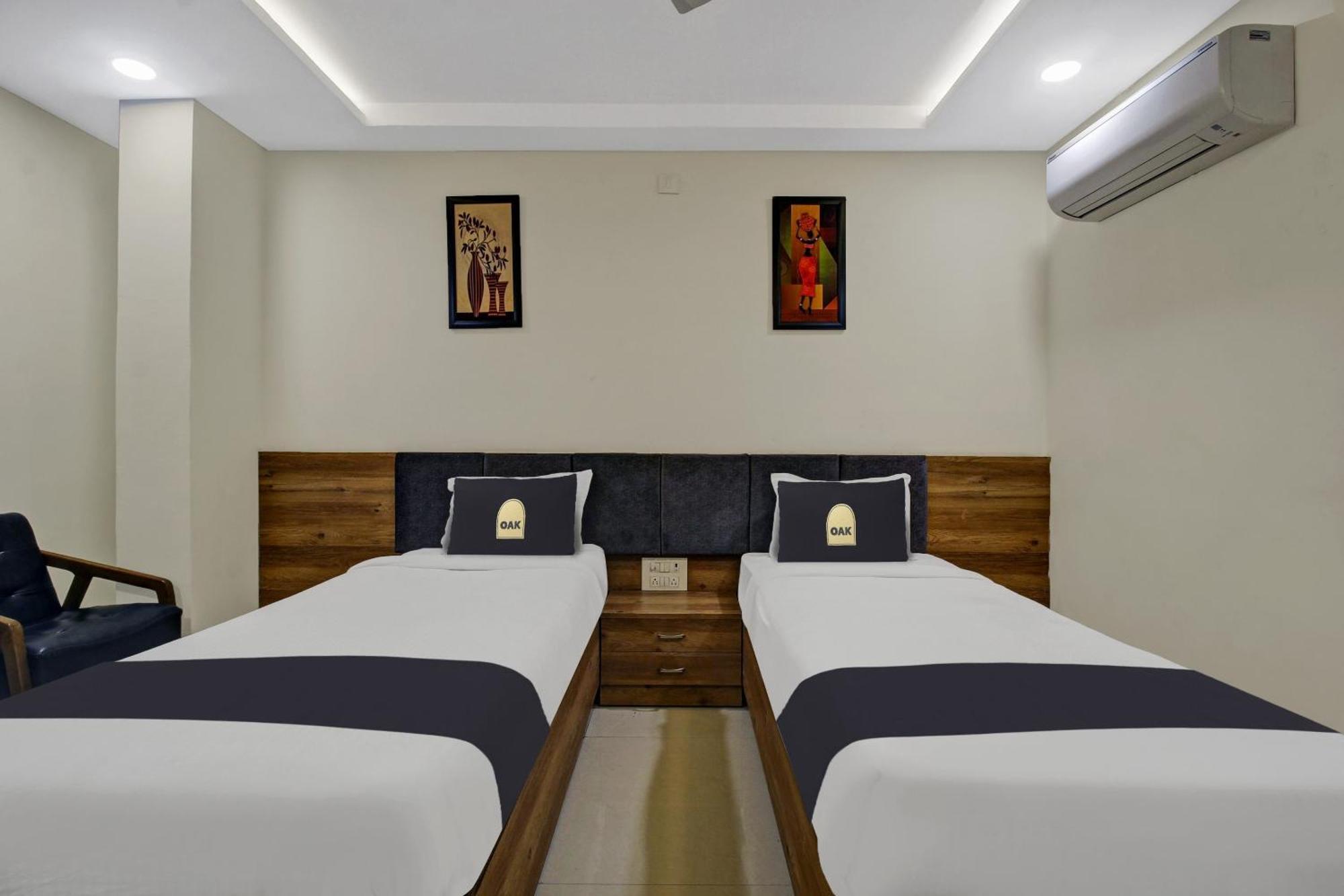 Collection O Hotel Swagath Pride Mancherāl 外观 照片